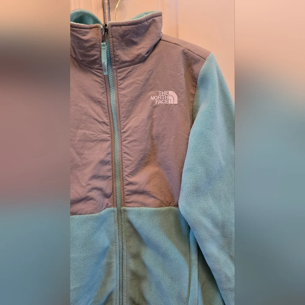 The North Face Denali Jacket - Aqua and Gray Girls XL (18) Or Adult XS